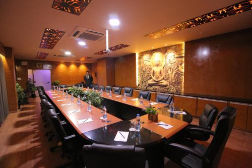 Conference spaces & strategy venues – corporate offsite Hampi