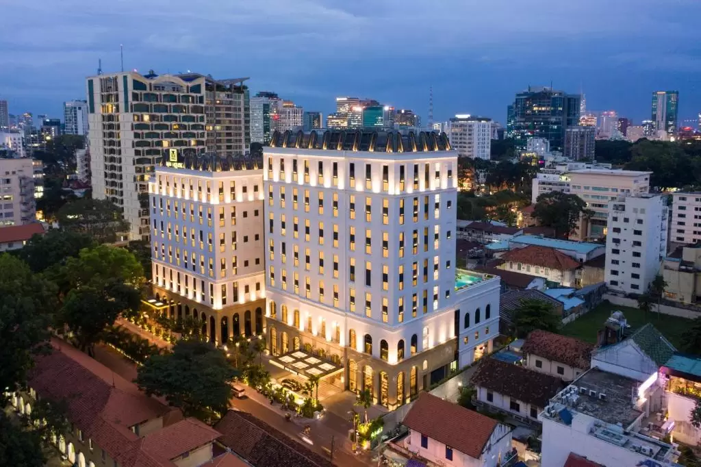 Sheraton Saigon Grand Opera Hotel