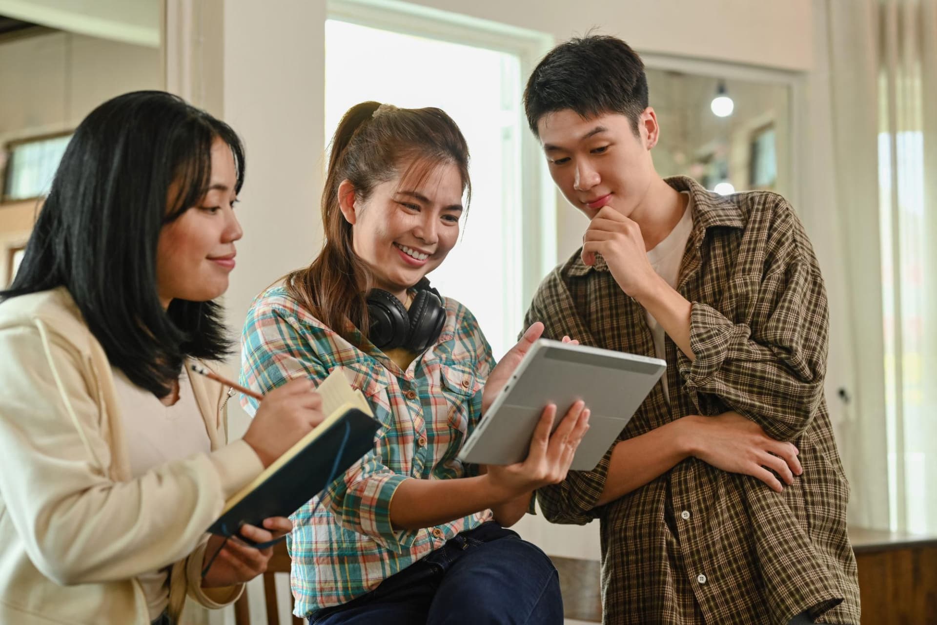 AI Newsroom Team Building Activity for Corporate Teams AI experience